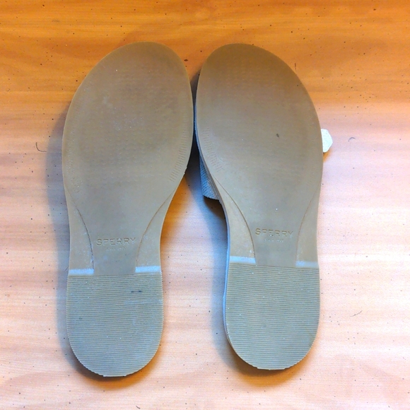 Like New Gold Sperry Sandals - Picture 3 of 5